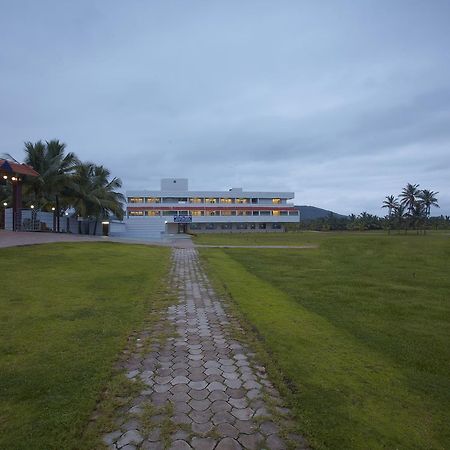 Rns Golf Resort & Nature Cure Centre Māvalli Exterior foto